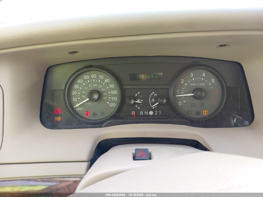 2008 Mercury Grand Marquis Gs VIN: 2MEFM74V88X609703 Lot: 43983905