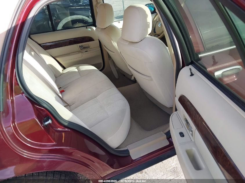 2008 Mercury Grand Marquis Gs VIN: 2MEFM74V88X609703 Lot: 43983905