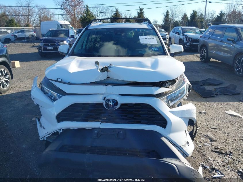 2020 Toyota Rav4 Xle VIN: 2T3P1RFV2LC127983 Lot: 43983929