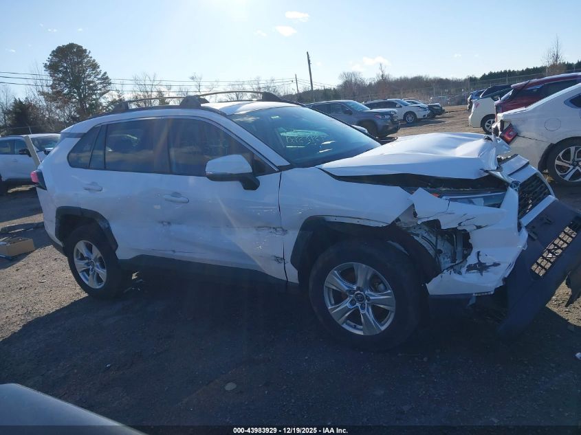 2020 Toyota Rav4 Xle VIN: 2T3P1RFV2LC127983 Lot: 43983929