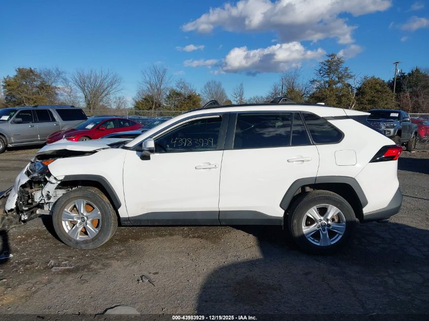 2020 Toyota Rav4 Xle VIN: 2T3P1RFV2LC127983 Lot: 43983929