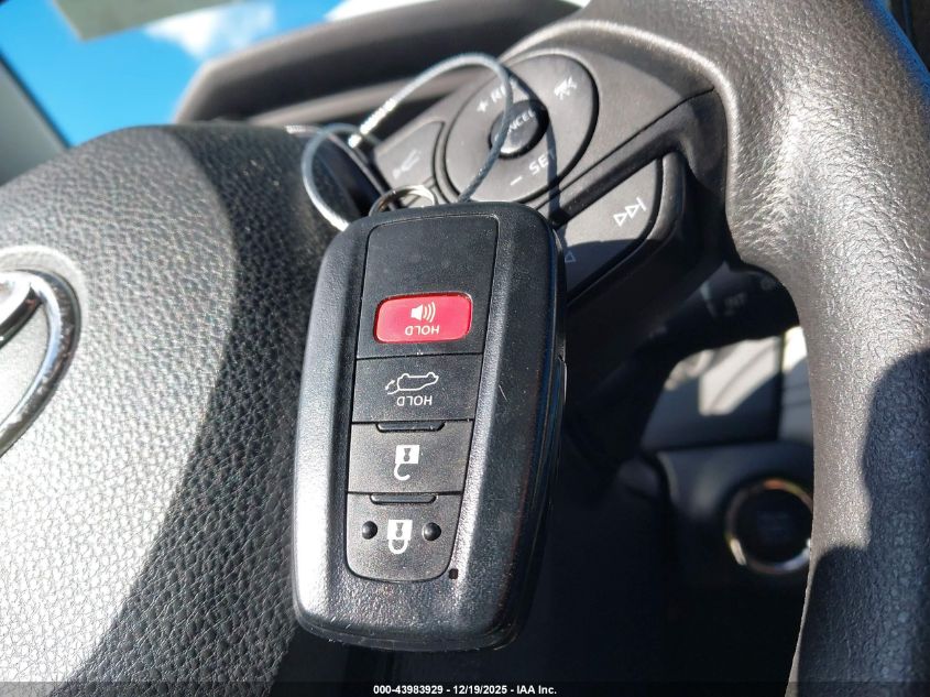 2020 Toyota Rav4 Xle VIN: 2T3P1RFV2LC127983 Lot: 43983929