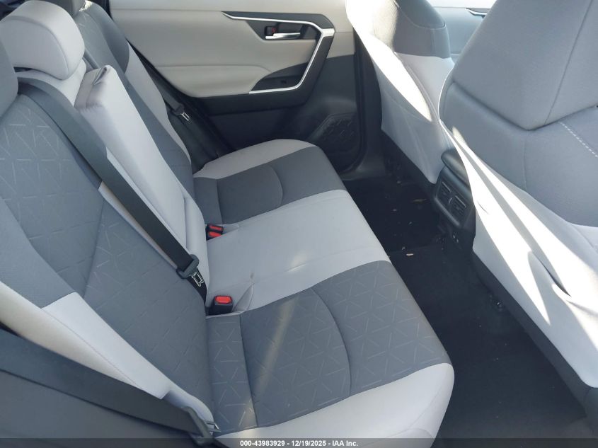 2020 Toyota Rav4 Xle VIN: 2T3P1RFV2LC127983 Lot: 43983929