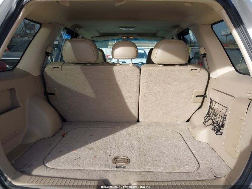 2005 Mercury Mariner Luxury/Premier VIN: 4M2YU56195DJ15050 Lot: 43983978