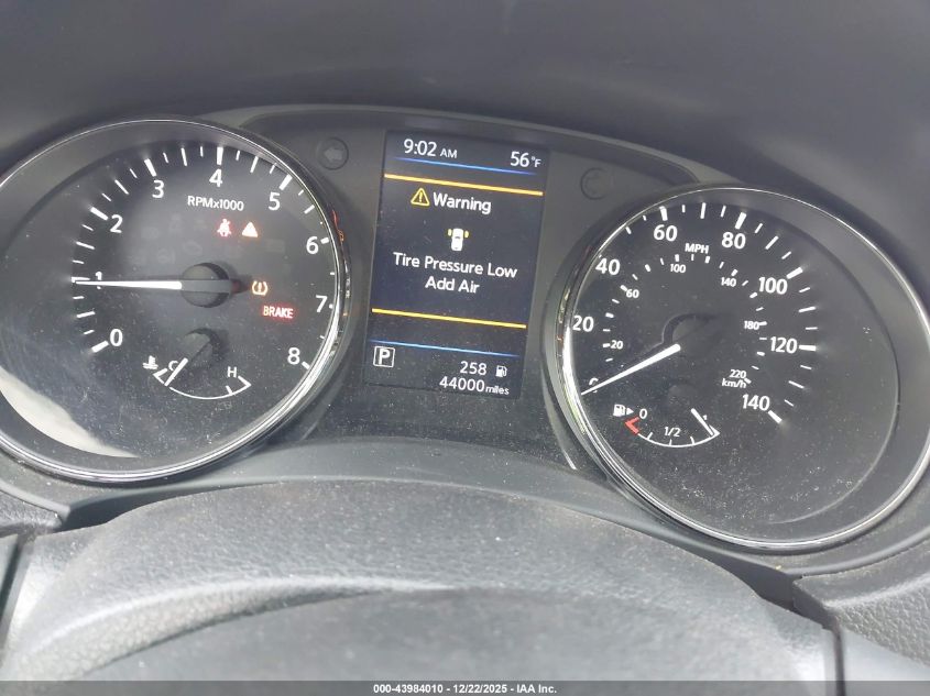 2018 Nissan Rogue Sv VIN: KNMAT2MT2JP526845 Lot: 43984010