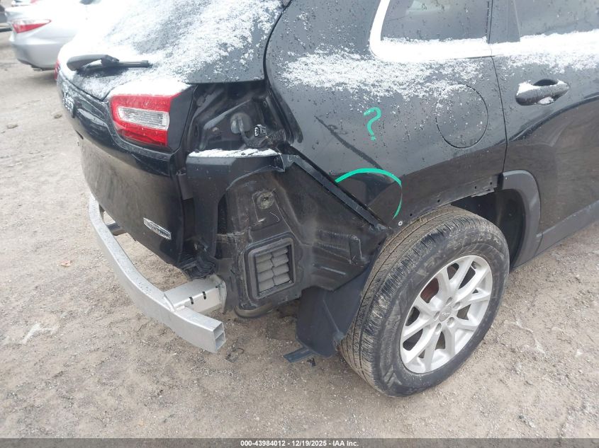 2017 Jeep Cherokee Latitude 4X4 VIN: 1C4PJMCB9HW575450 Lot: 43984012