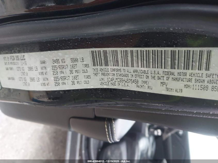 2017 Jeep Cherokee Latitude 4X4 VIN: 1C4PJMCB9HW575450 Lot: 43984012