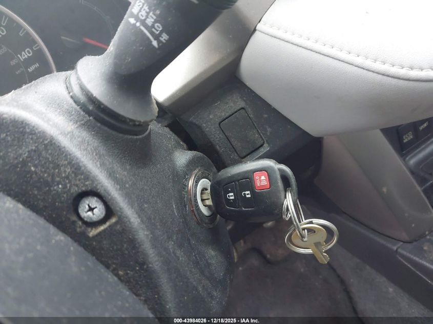 2014 Toyota Rav4 Xle VIN: 2T3WFREV2EW095990 Lot: 43984026