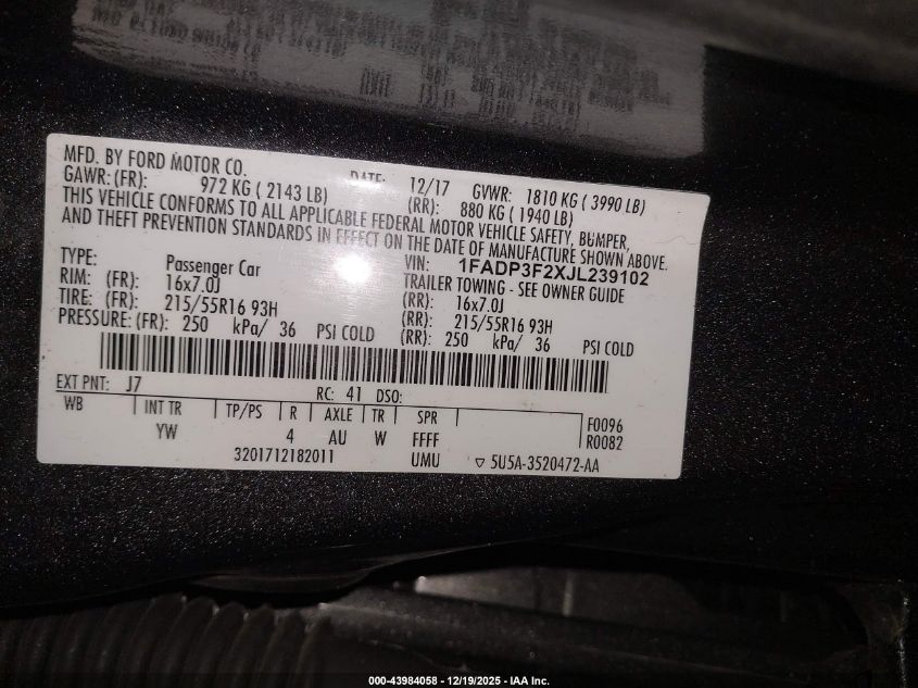 2018 Ford Focus Se VIN: 1FADP3F2XJL239102 Lot: 43984058