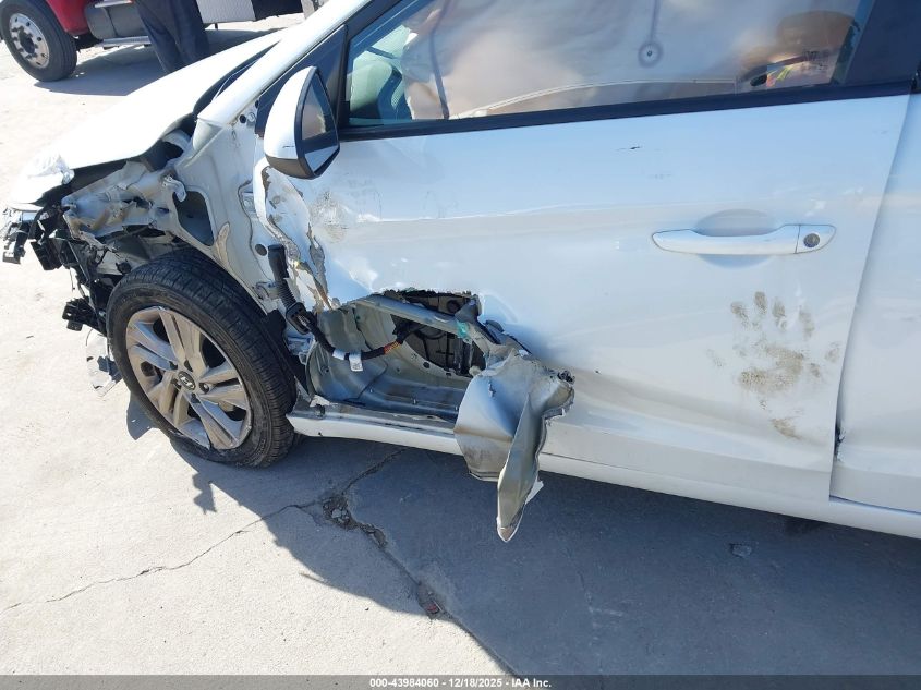 2019 Hyundai Elantra Sel VIN: 5NPD84LF2KH470439 Lot: 43984060