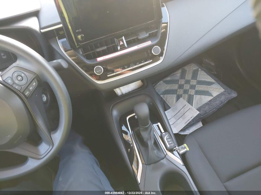 2026 Toyota Corolla Le VIN: 5YFB4MDE4TP373577 Lot: 43984063