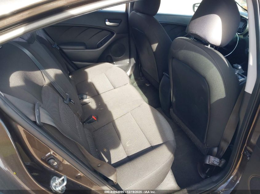 2017 Kia Forte Lx VIN: 3KPFK4A78HE126214 Lot: 43984095