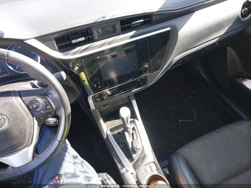 2018 Toyota Corolla Se VIN: 5YFBURHE2JP754820 Lot: 43984116