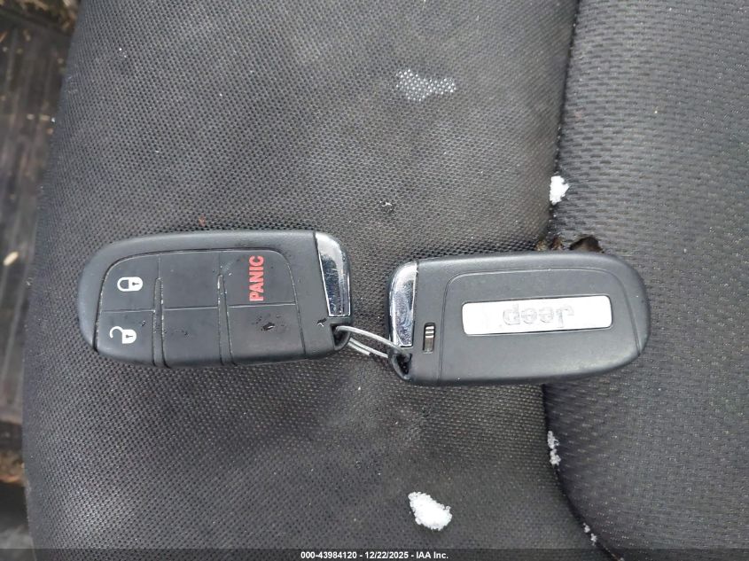 2022 Jeep Renegade Sport 4X4 VIN: ZACNJDA12NPN98463 Lot: 43984120