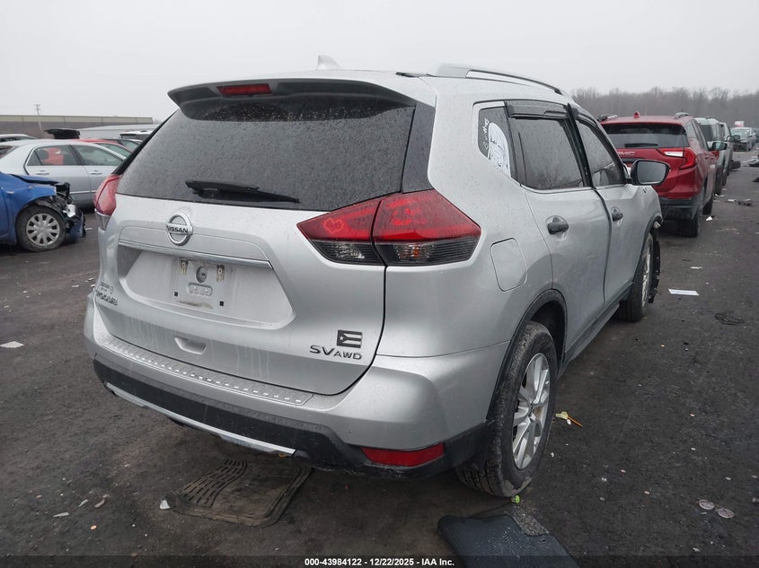2018 Nissan Rogue Sv