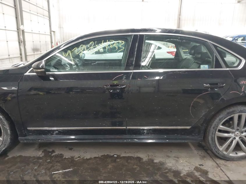 2017 Volkswagen Passat 1.8T R-Line VIN: 1VWDT7A31HC009727 Lot: 43984123