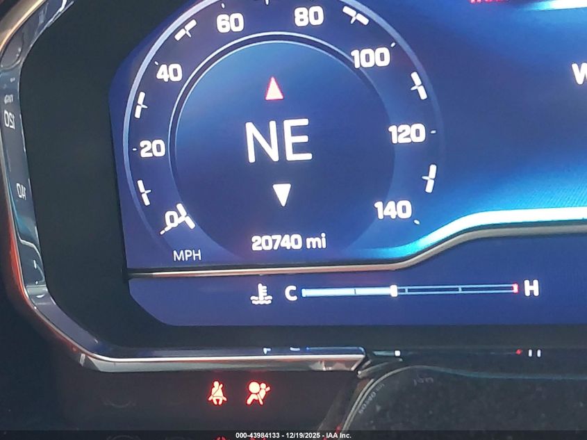 2022 Chevrolet Silverado 1500 4Wd Short Bed Lt With 2Fl VIN: 1GCPDKEK3NZ623883 Lot: 43984133