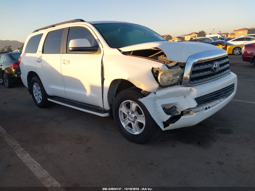 2010 TOYOTA SEQUOIA SR5 5.7L V8