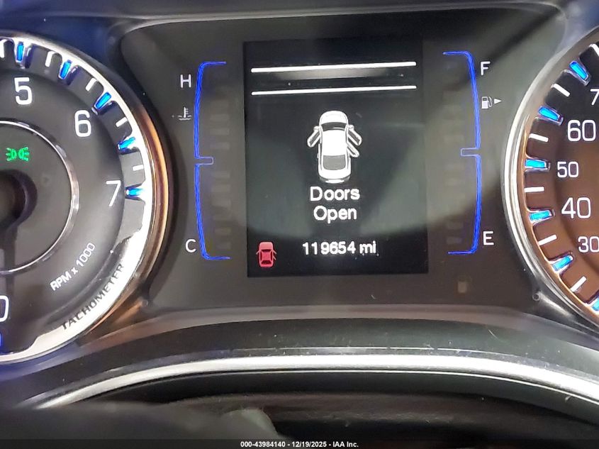 2015 Chrysler 200 Limited VIN: 1C3CCCAB6FN707979 Lot: 43984140