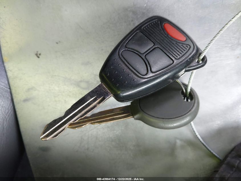 2007 Jeep Grand Cherokee Limited VIN: 1J8HR58267C506266 Lot: 43984174