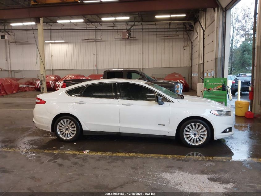 2013 Ford Fusion Energi Se Luxury VIN: 3FA6P0PU6DR386689 Lot: 43984187