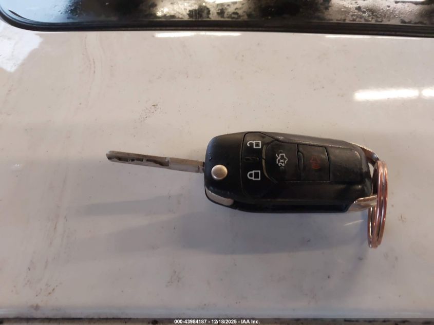 2013 Ford Fusion Energi Se Luxury VIN: 3FA6P0PU6DR386689 Lot: 43984187