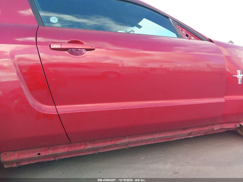 2007 Ford Mustang V6 Deluxe/V6 Premium VIN: 1ZVFT80N175261420 Lot: 43984207