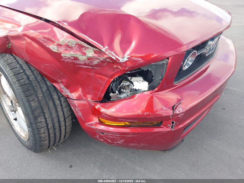 2007 Ford Mustang V6 Deluxe/V6 Premium VIN: 1ZVFT80N175261420 Lot: 43984207