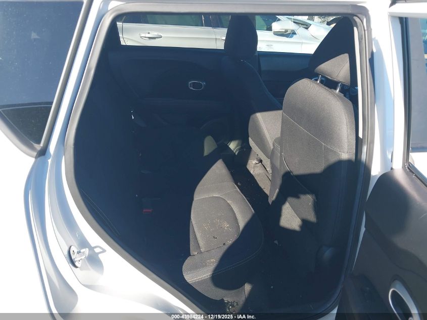 2016 Kia Soul + VIN: KNDJP3A51G7325866 Lot: 43984224