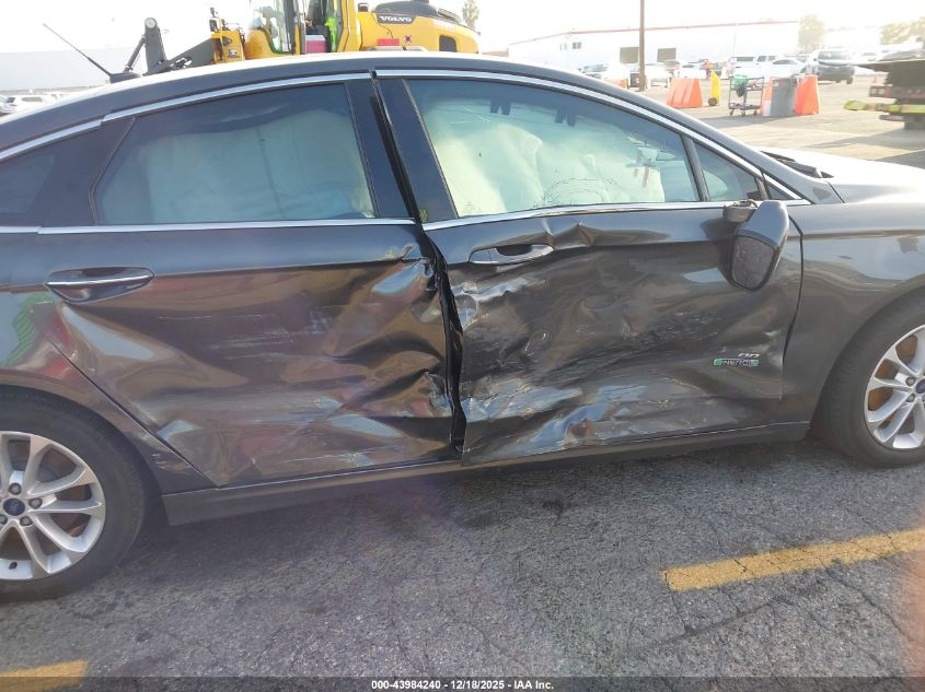 2017 Ford Fusion Energi Se Luxury VIN: 3FA6P0PU1HR163739 Lot: 43984240