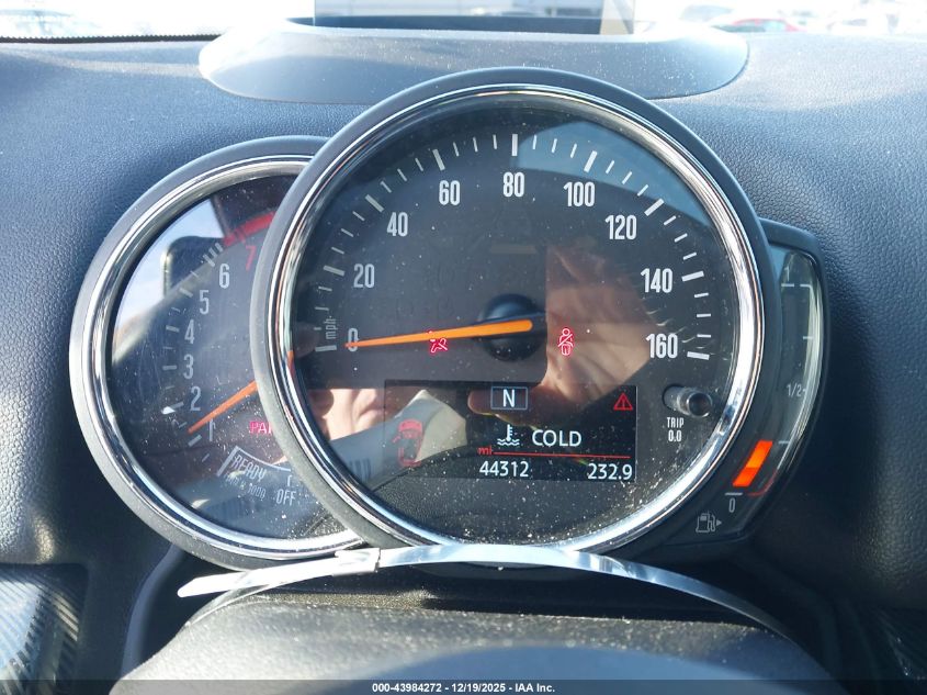 2019 Mini Countryman Cooper S VIN: WMZYT5C54K3E70180 Lot: 43984272