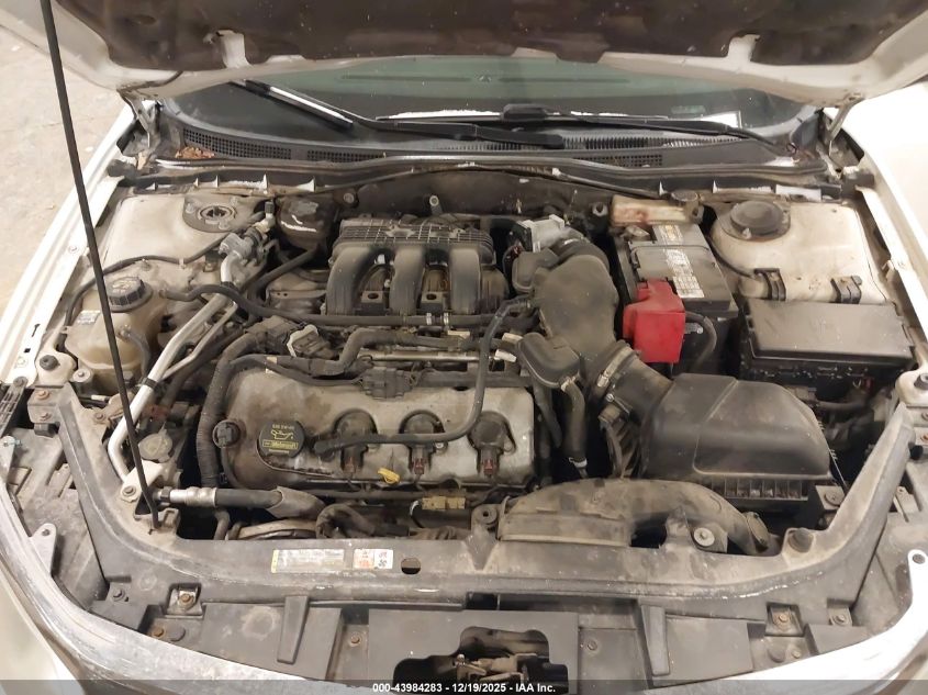 2011 Ford Fusion Sport VIN: 3FAHP0KC1BR112806 Lot: 43984283