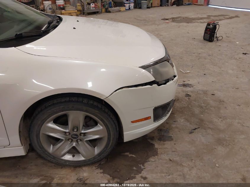 2011 Ford Fusion Sport VIN: 3FAHP0KC1BR112806 Lot: 43984283