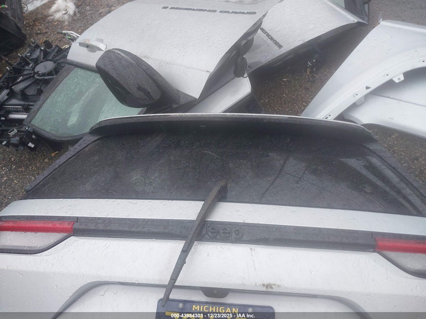 1C4RJHAG4SC336508 2025 Jeep Grand Cherokee Altitude X 4X4 auction photo 1