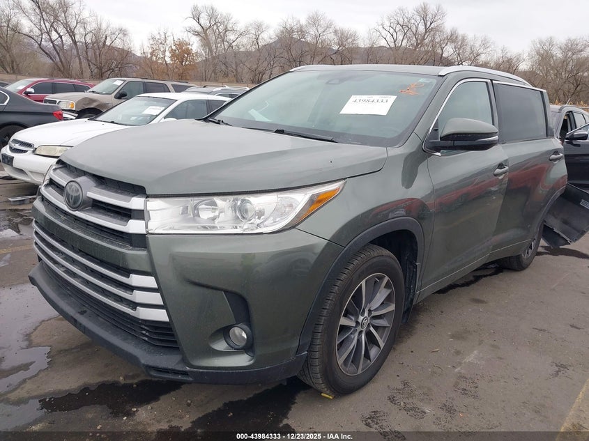 2017 Toyota Highlander Xle