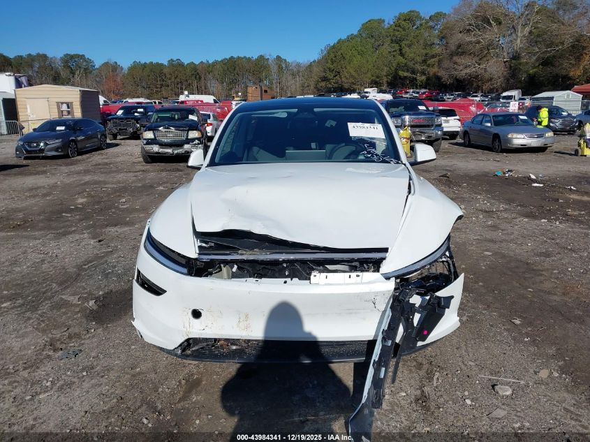 2026 Tesla Model Y Long Range Launch Series/Premium All-Wheel Drive VIN: 7SAYGDEE1TA393717 Lot: 43984341