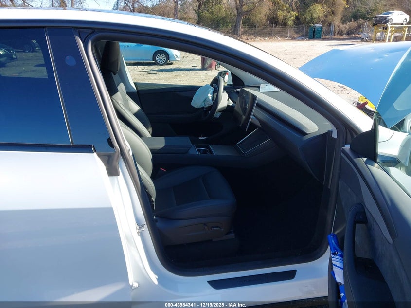 VIN 7SAYGDEE1TA393717 2026 TESLA MODEL Y LONG RANGE LAUNCH SERIES/PREMIUM ALL-WHEEL DRIVE