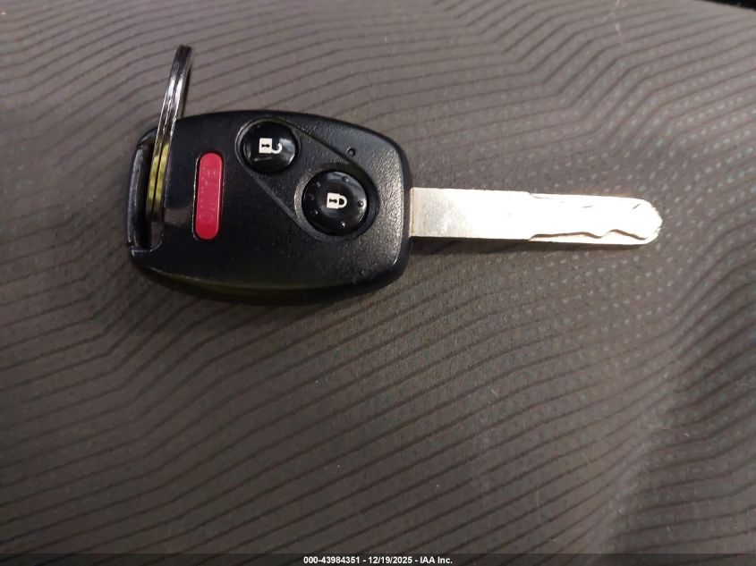 2013 Honda Fit VIN: JHMGE8H34DC013768 Lot: 43984351