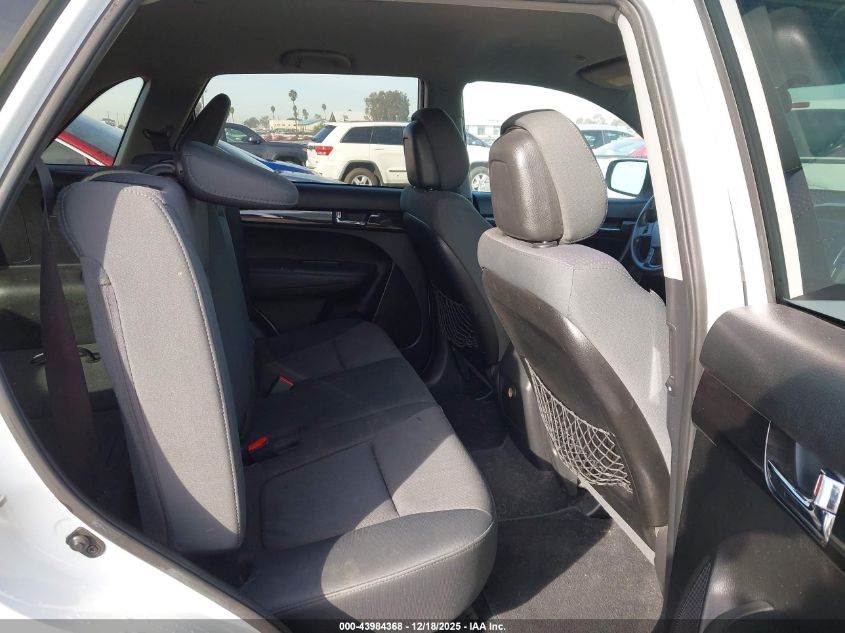 2012 Kia Sorento Lx VIN: 5XYKT4A13CG266318 Lot: 43984368