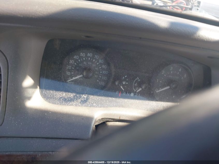 2010 Mercury Grand Marquis Ls (Fleet Only) VIN: 2MEBM7FV3AX616513 Lot: 43984409