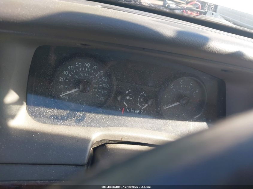 2010 Mercury Grand Marquis Ls (Fleet Only) VIN: 2MEBM7FV3AX616513 Lot: 43984409