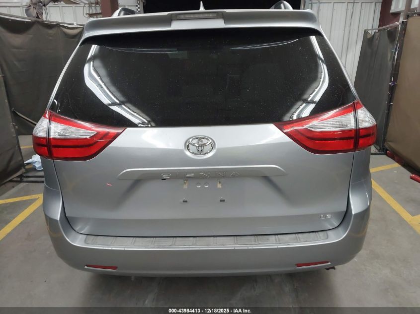 2018 Toyota Sienna Le 8 Passenger VIN: 5TDKZ3DCXJS937683 Lot: 43984413