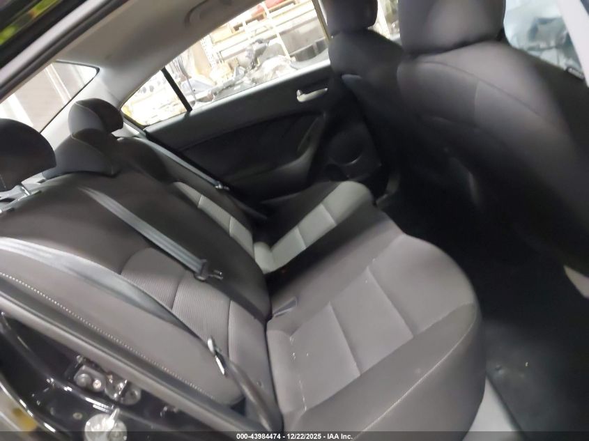 2018 Kia Forte Lx VIN: 3KPFK4A79JE274443 Lot: 43984474