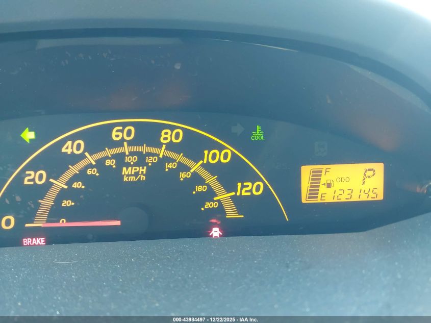 2010 Toyota Yaris VIN: JTDKT4K36A5317560 Lot: 43984497