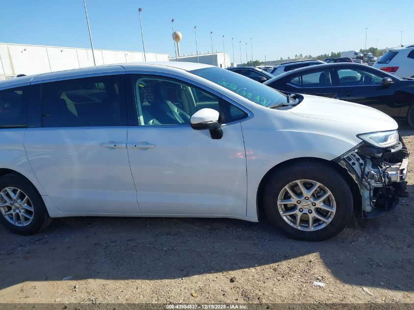 2023 Chrysler Pacifica Touring L VIN: 2C4RC1BG0PR525087 Lot: 43984537