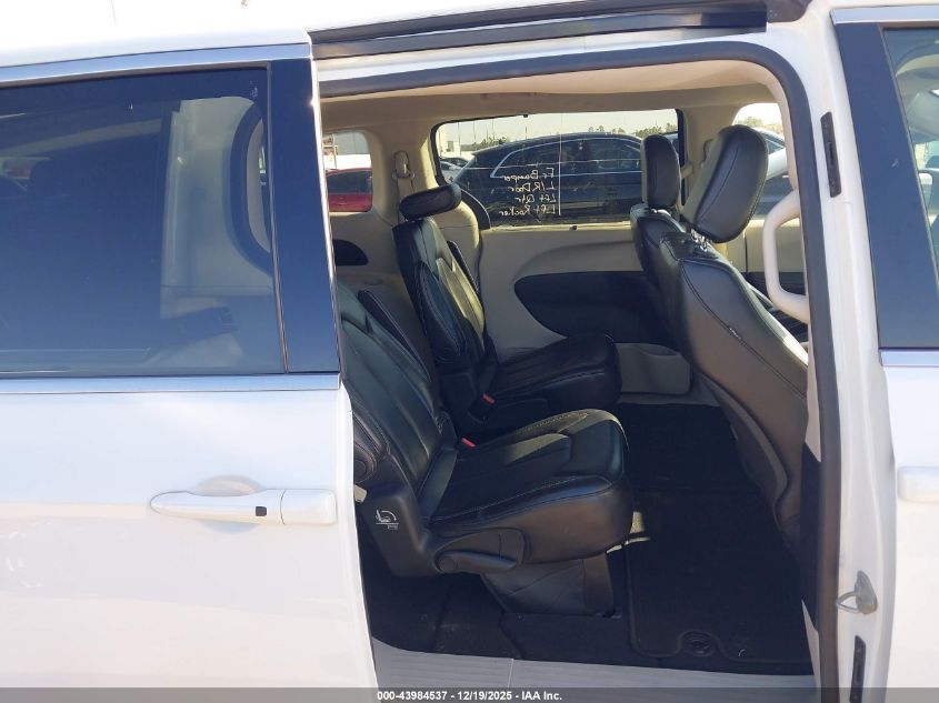 2023 Chrysler Pacifica Touring L VIN: 2C4RC1BG0PR525087 Lot: 43984537