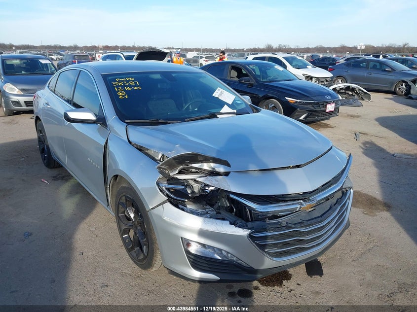 2022 CHEVROLET MALIBU FWD LT