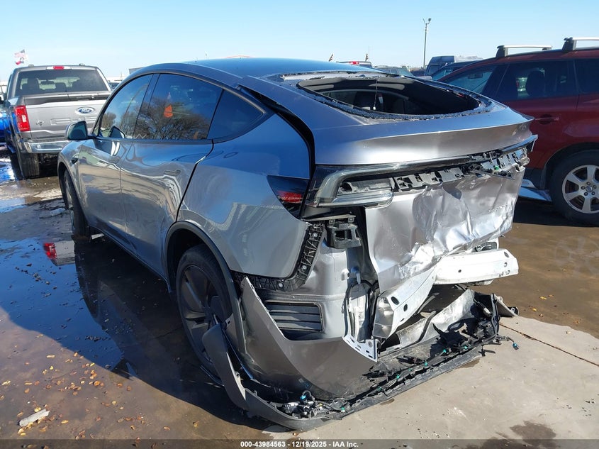 2026 Tesla Model Y Long Range Dual Motor All-Wheel Drive/Long Range Launch Series