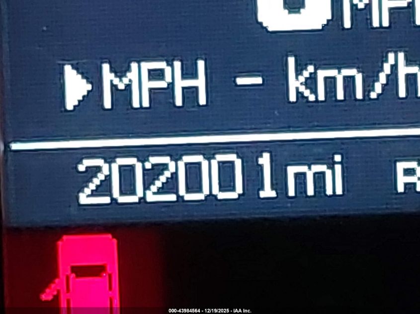 2016 Chrysler Town & Country Touring VIN: 2C4RC1BGXGR214881 Lot: 43984564