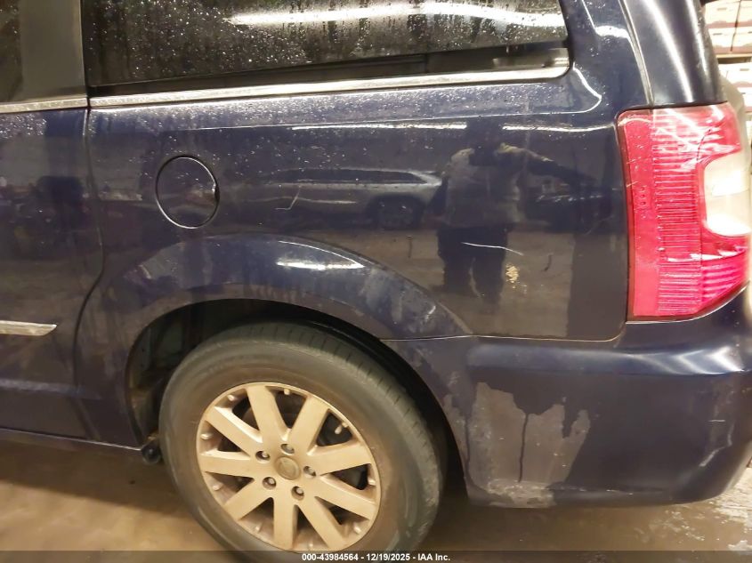 2016 Chrysler Town & Country Touring VIN: 2C4RC1BGXGR214881 Lot: 43984564